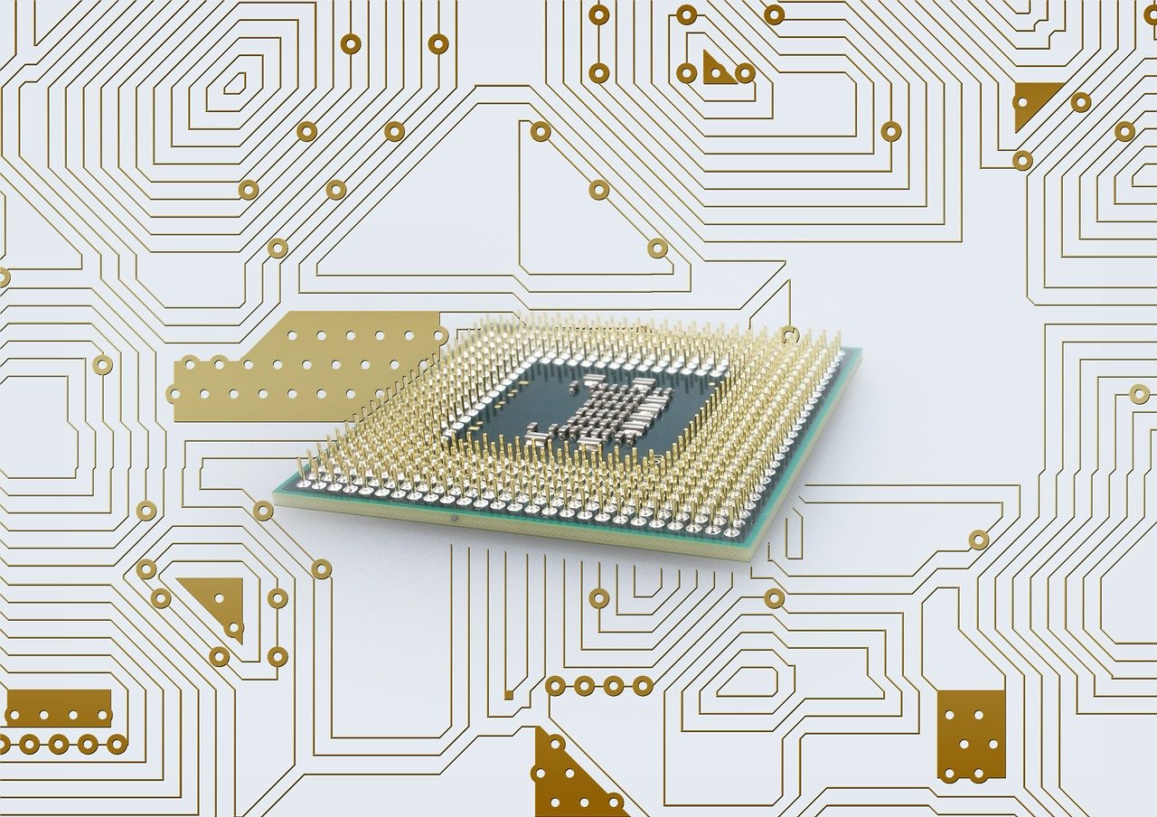 上市零售公司的运营策略与发展路径探究