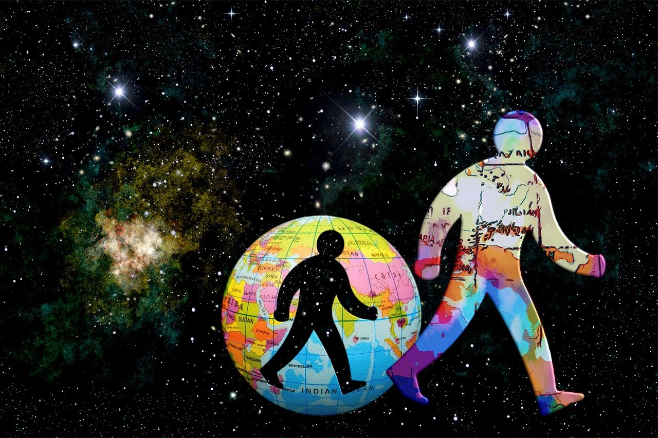 星际探险新篇章，空间猎手与军少的冒险之旅