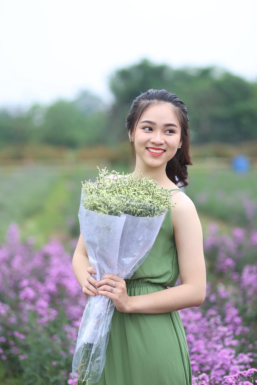 娱乐圈的喜悦与祝福，女明星生子的幸福瞬间