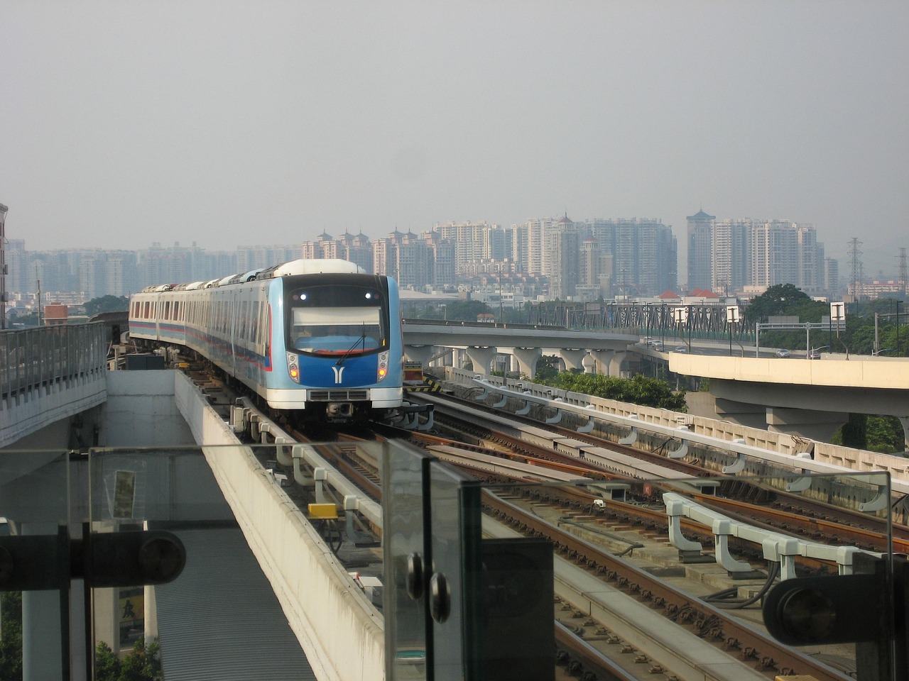 下载北京地铁线路图，掌握城市交通脉络的必备工具